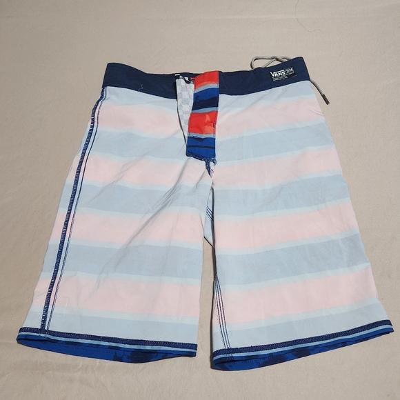 Vans Boys swim trunks/board shorts - Picture 6 of 7